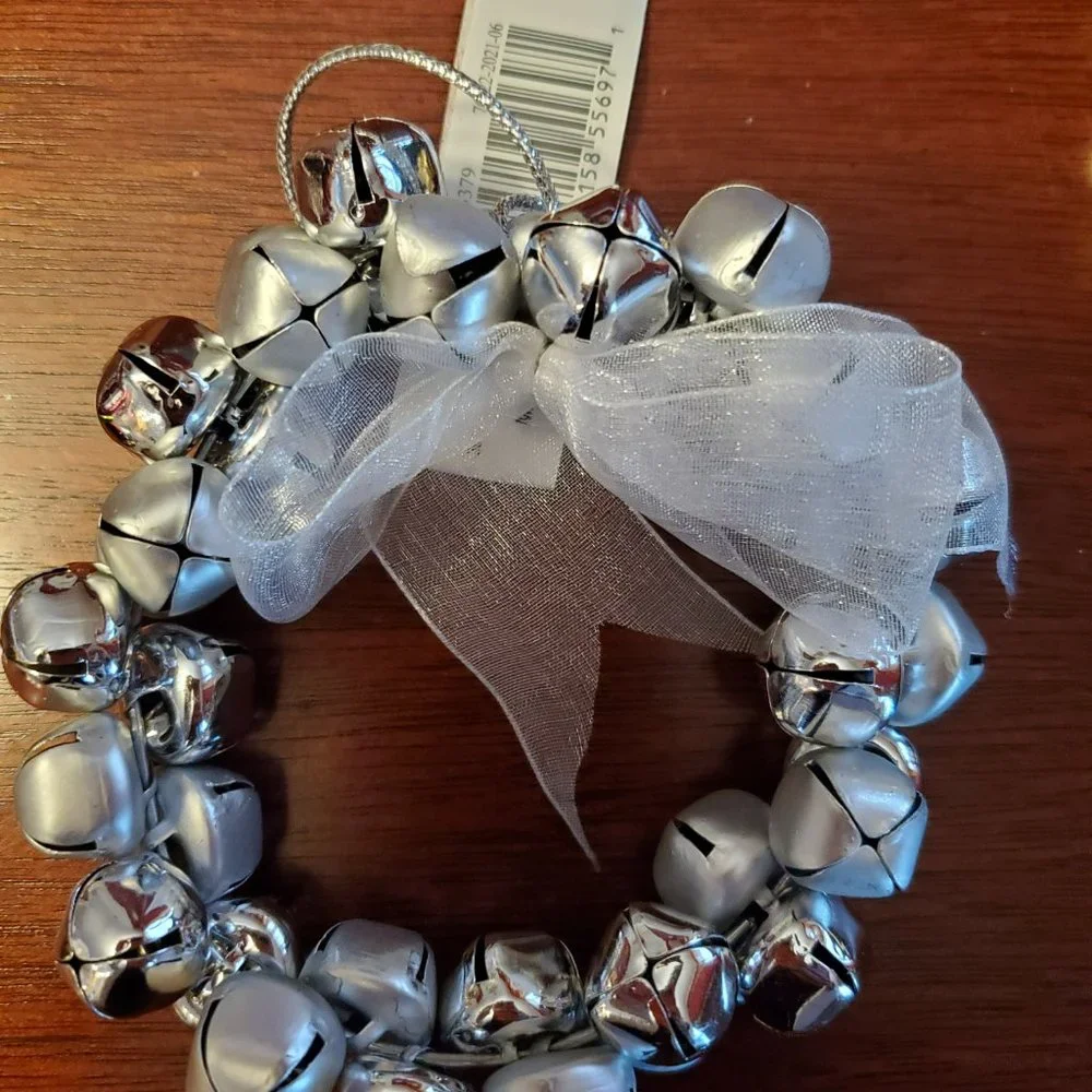 Festive Bell Wreath ornaments